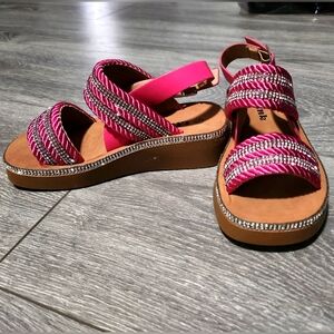 Fusia Pink & Rhinestone sandals